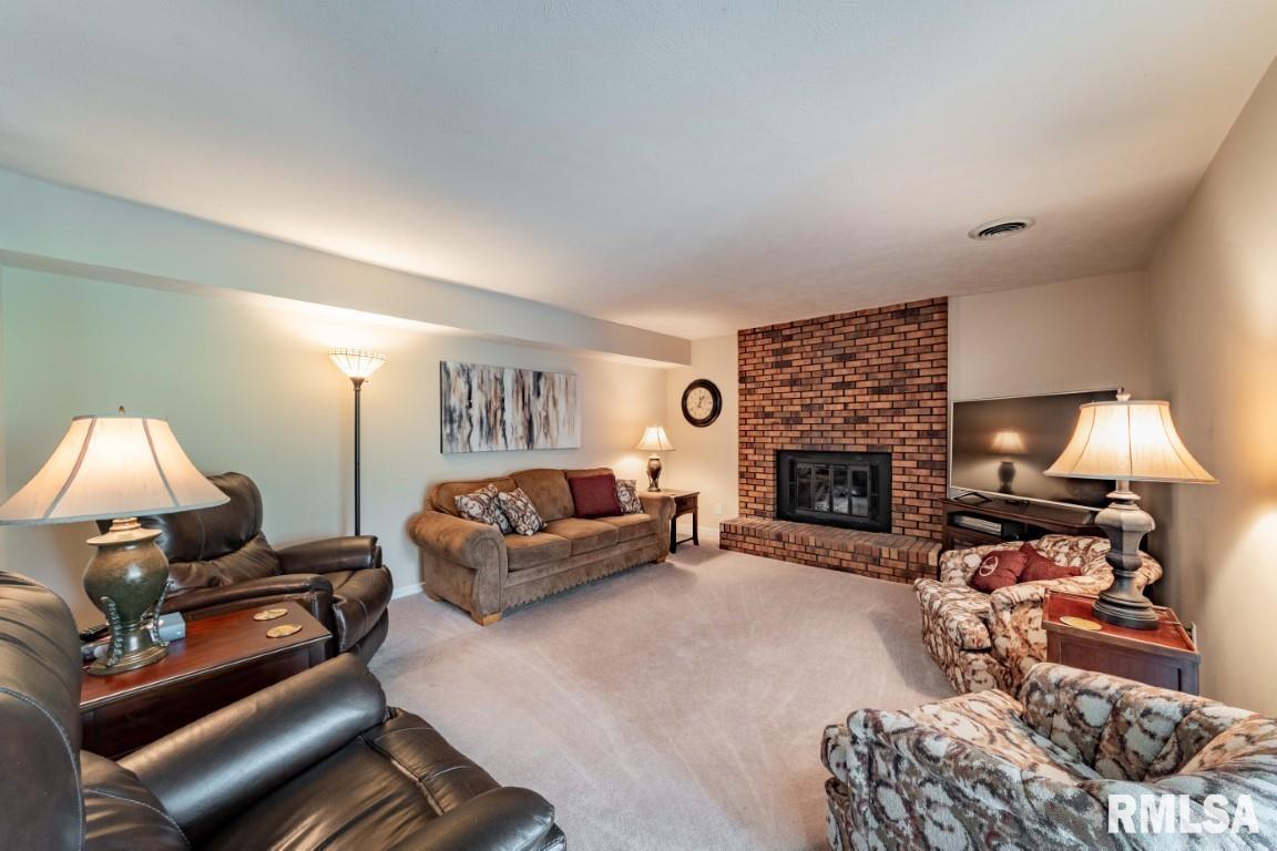 1317 Ritchey Drive Marion, IL 62959 - Photo 7 of 33 Gallery Image 7