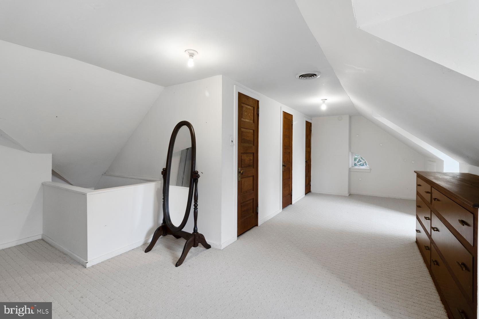 100 North Rolling Road Springfield, PA 19064 - Photo 36 of 54