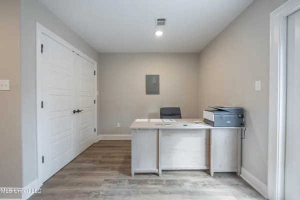 $1,950 | 919 Motsie Road, Biloxi, MS 39532