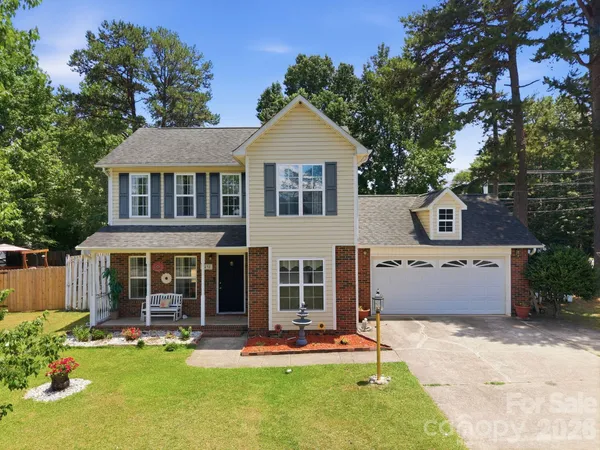 $315,000 | 2498 Hawk Ridge Drive, Gastonia, NC 28056