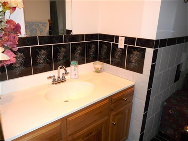 100 East Charlton Road Spencer, MA 01562 - Photo 17 of 30 Gallery Image 17