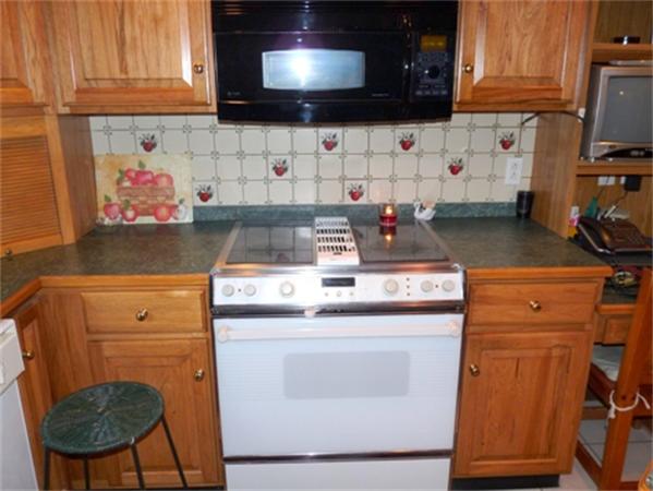 100 East Charlton Road Spencer, MA 01562 - Photo 4 of 30 Gallery Image 4