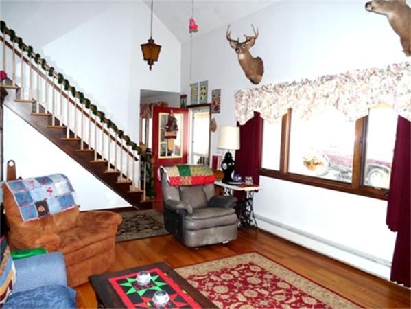 100 East Charlton Road Spencer, MA 01562 - Photo 9 of 30 Gallery Image 9