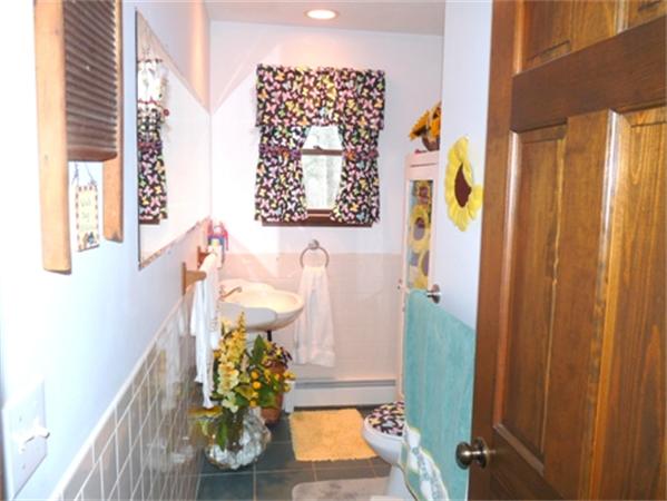 100 East Charlton Road Spencer, MA 01562 - Photo 10 of 30 Gallery Image 10