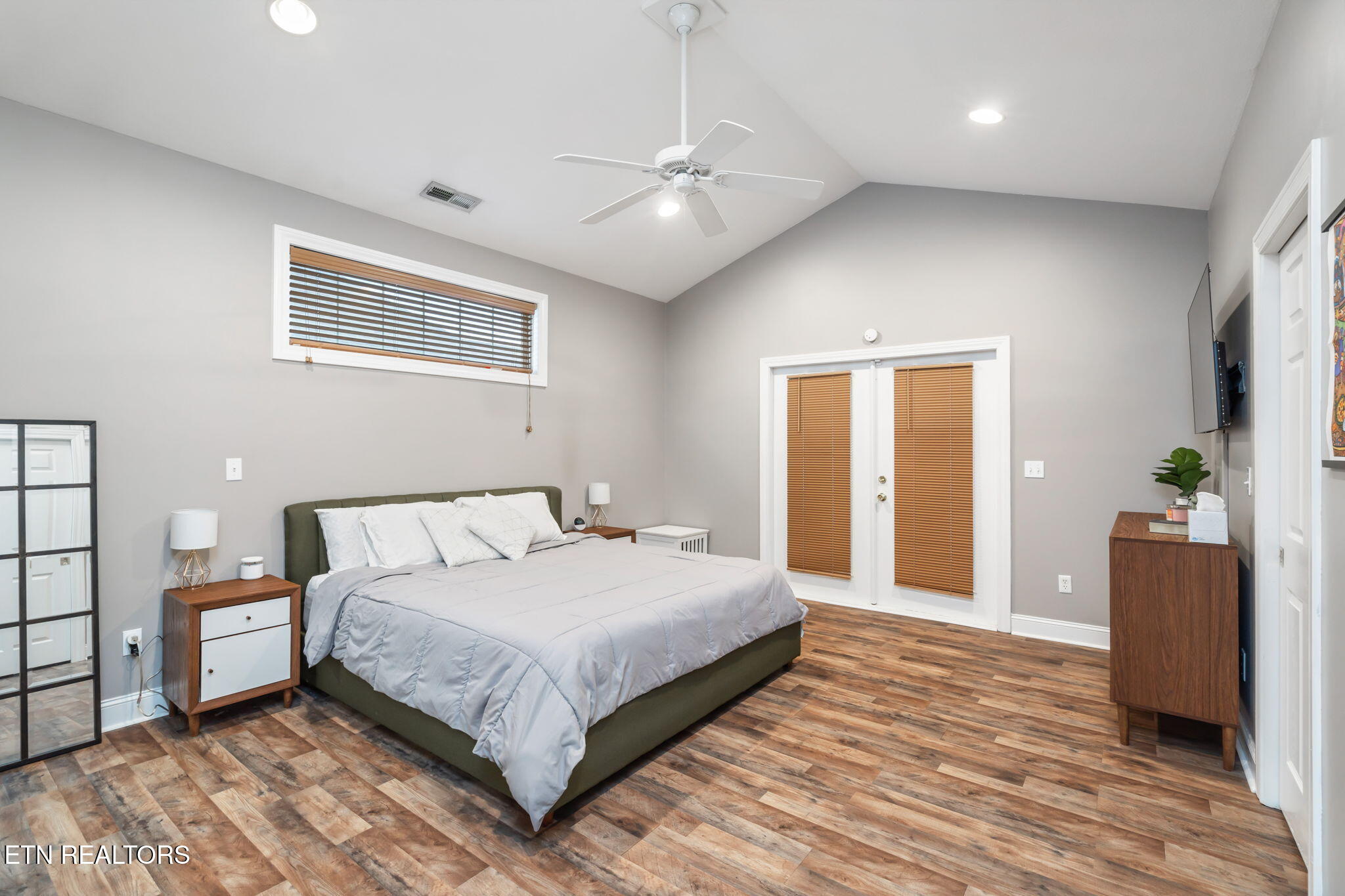 121 Fallberry Street Oak Ridge, TN 37830 - Photo 27 of 53 26-web-or-mls-121 Fallberry Street-27