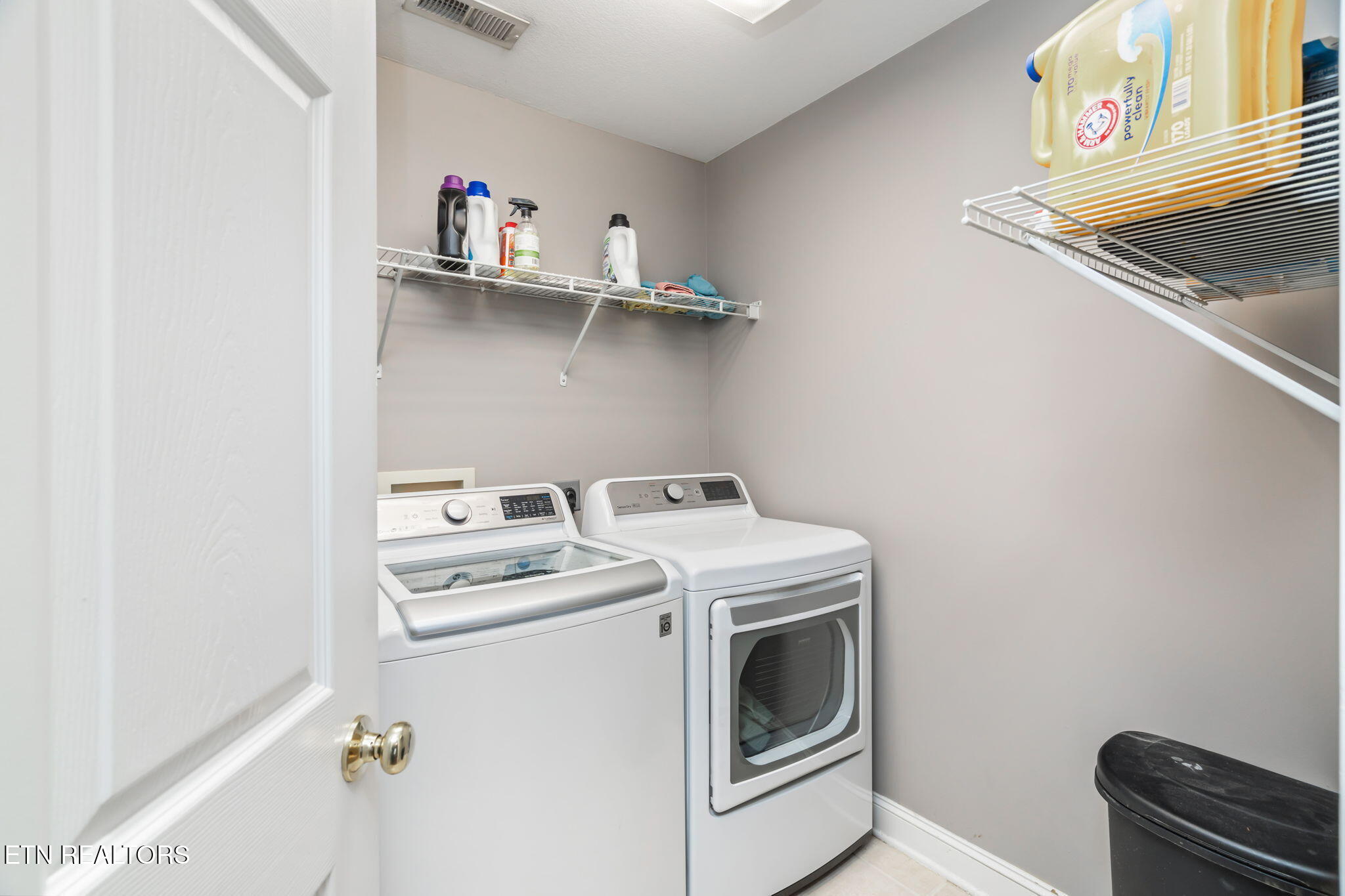 121 Fallberry Street Oak Ridge, TN 37830 - Photo 32 of 53 31-web-or-mls-121 Fallberry Street-32