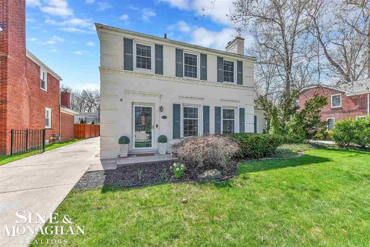 1713 Broadstone Road Grosse Pointe, MI 48236 - Photo 3 of 41 Exterior