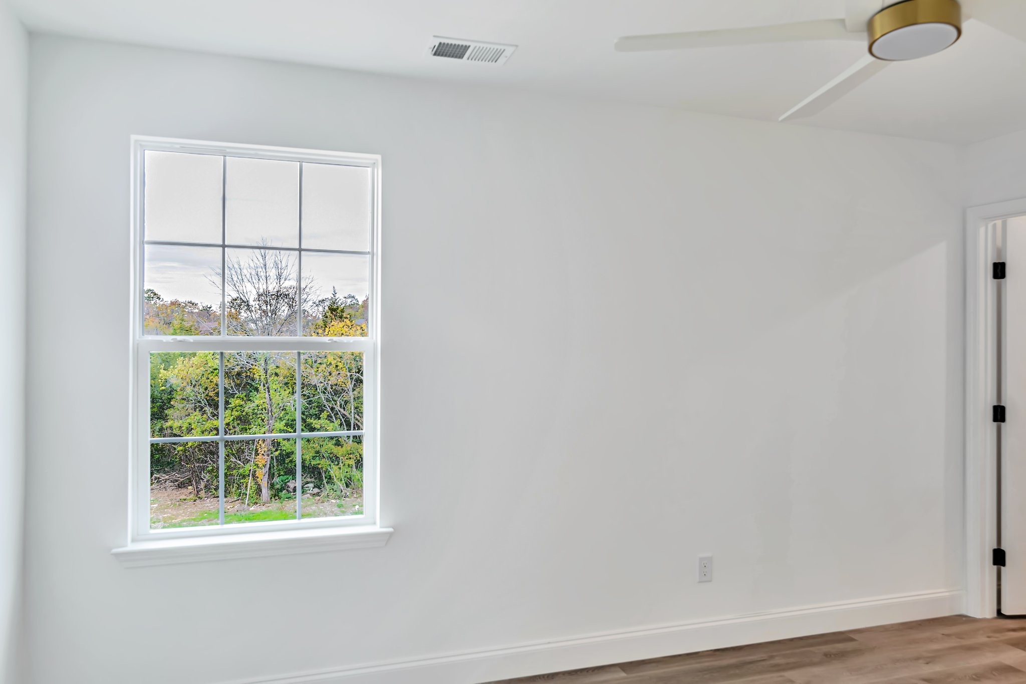 420 Larkin Springs Road Madison, TN 37115 - Photo 19 of 27 a view of a window in a room