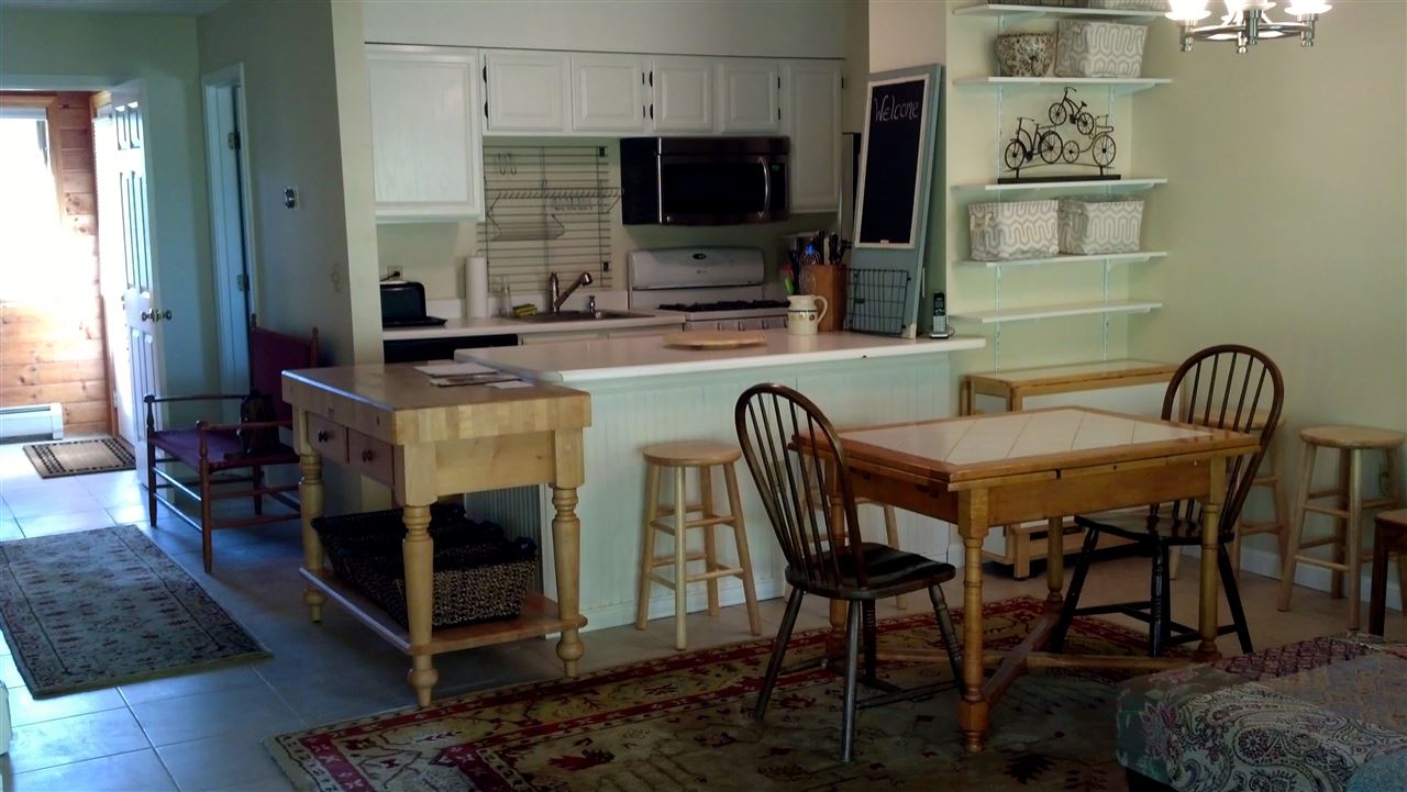 121 Powderhorn Road, Unit 706 Burke, VT 05832 - Photo 3 of 13 Gallery Image 3
