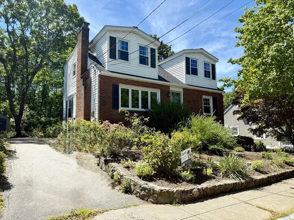 $4,500 | 100 Stimson Street, Boston, MA 02132