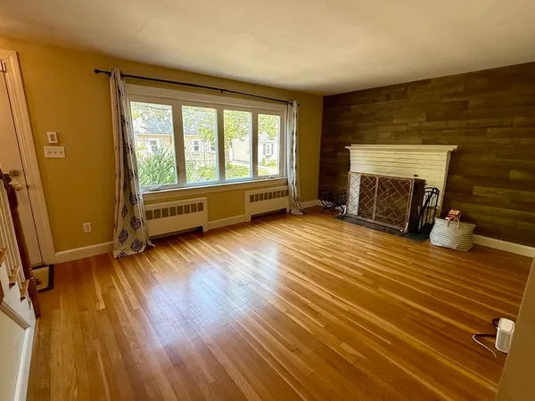 $4,500 | 100 Stimson Street, Boston, MA 02132