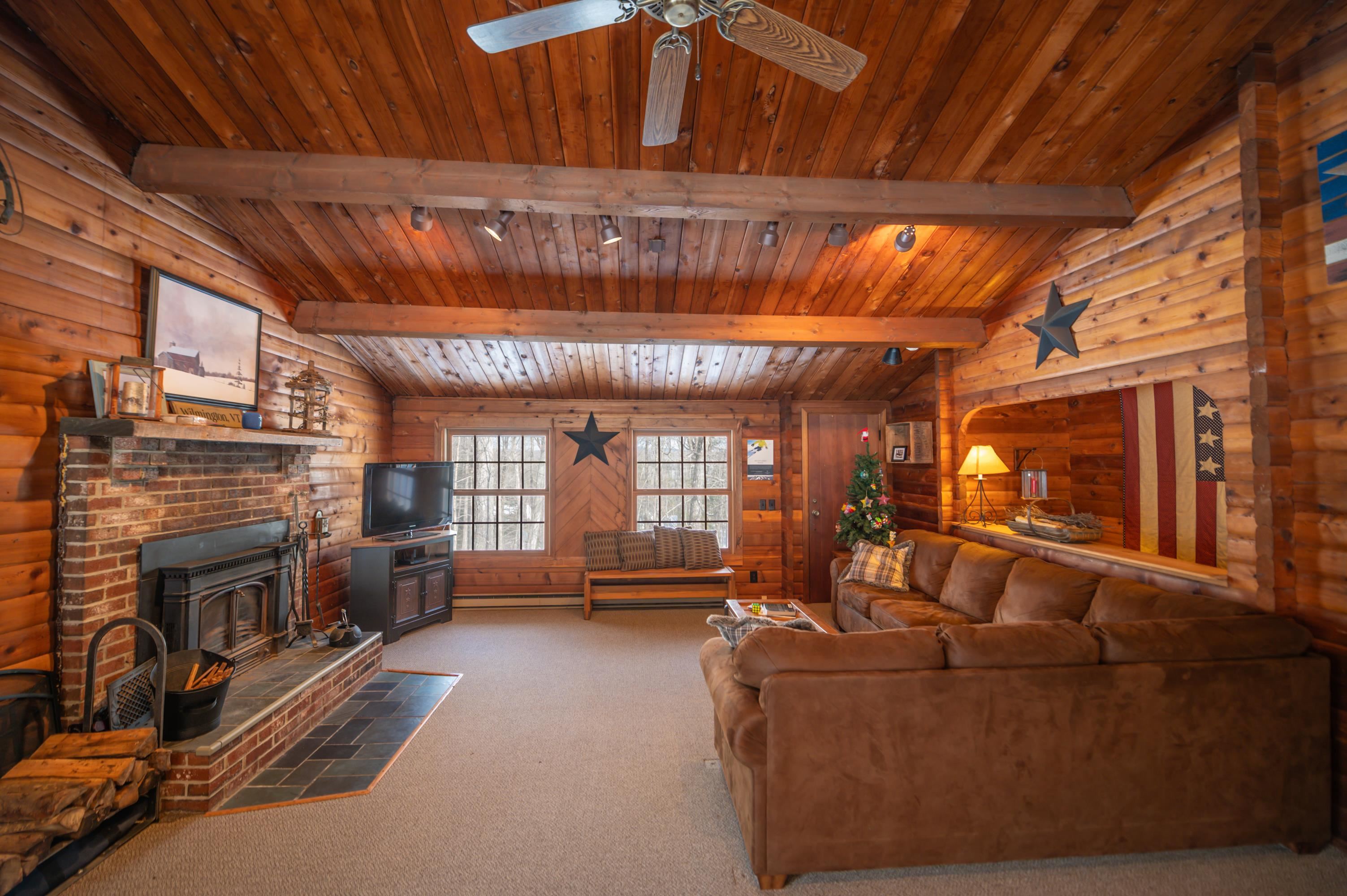 47 Ives Road Wilmington, VT 05363 - Photo 3 of 28 Gallery Image 3