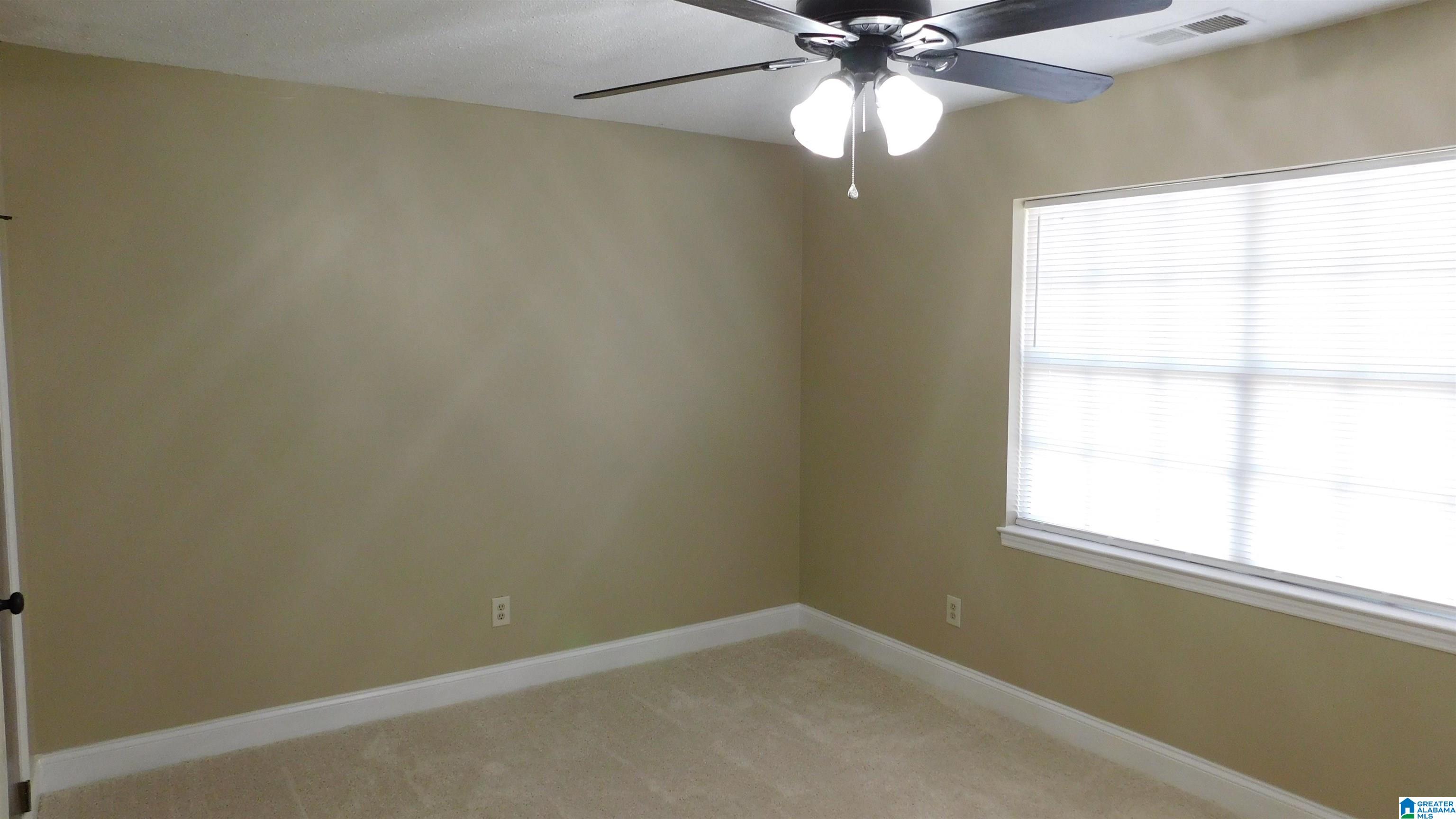 128 Bluegrass Drive Alabaster, AL 35007 - Photo 17 of 24