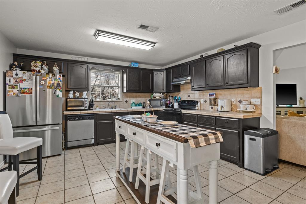 2927 Old Paris Road Mount Pleasant, TX 75455 - Photo 12 of 25