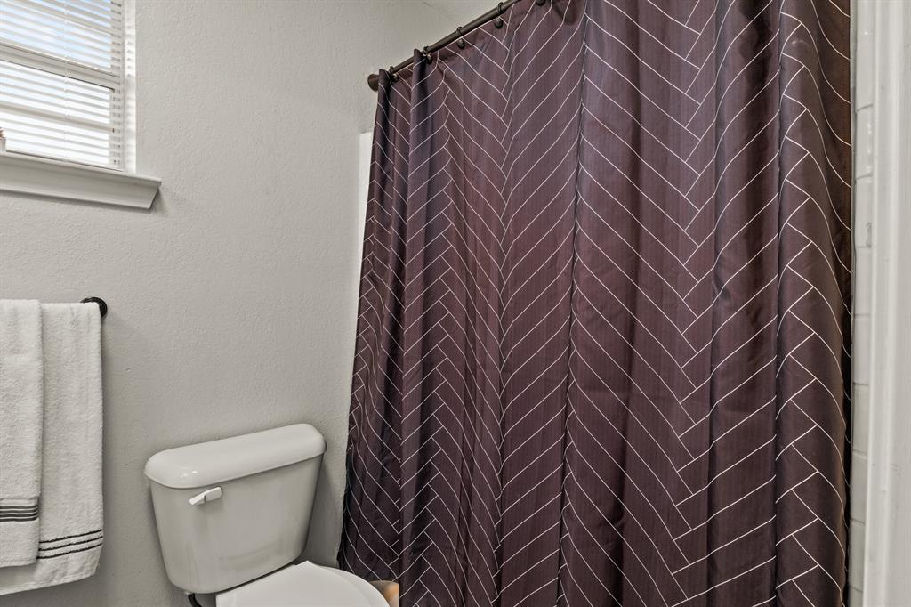 2927 Old Paris Road Mount Pleasant, TX 75455 - Photo 17 of 25