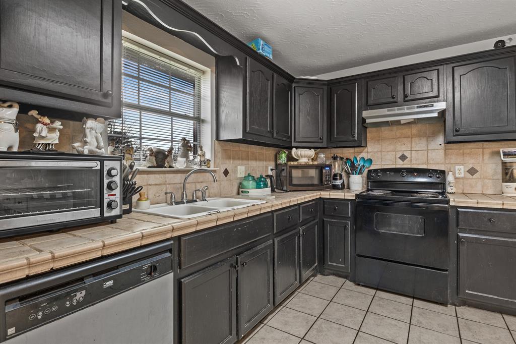 2927 Old Paris Road Mount Pleasant, TX 75455 - Photo 10 of 25