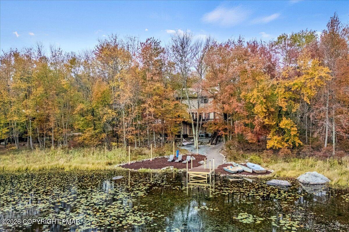 9 Birch Point Road Gouldsboro, PA 18424 - Photo 6 of 85 27-HomeView_Media-9_Birch_Point_Rd
