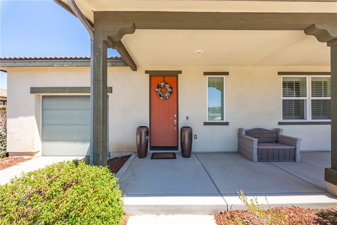 13862 Mardi Gras Lane Riverside, CA 92503 - Photo 7 of 68