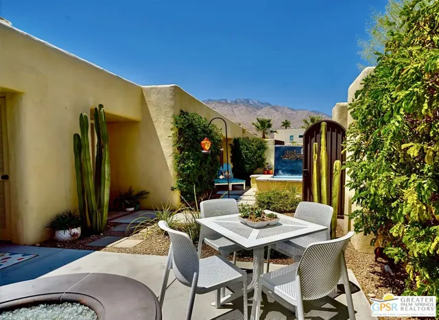 $539,000 | 468 East Casa Verde Way, Palm Springs, CA 92262