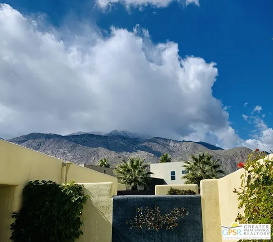 $539,000 | 468 East Casa Verde Way, Palm Springs, CA 92262