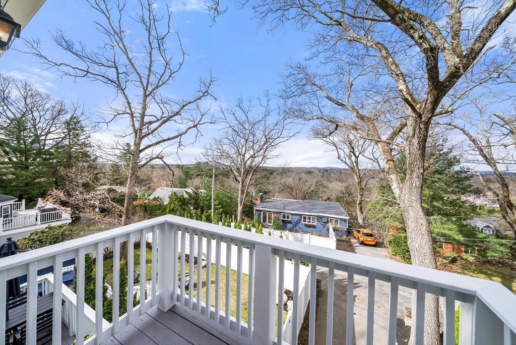 166 Hillcrest Road Needham, MA 02492 - Photo 25 of 41