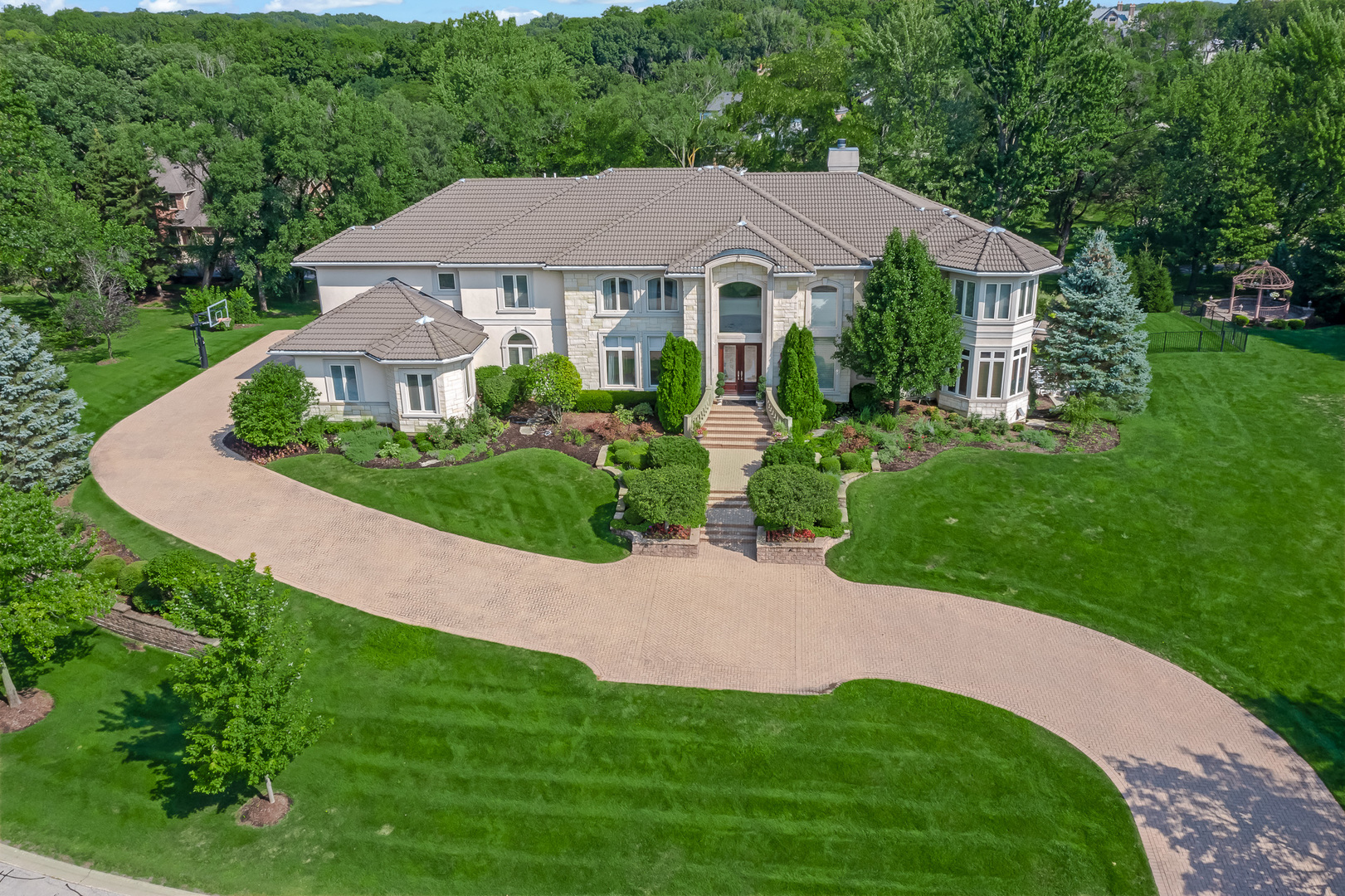 21 Ashton Drive Burr Ridge, IL 60527 - Photo 1 of 45