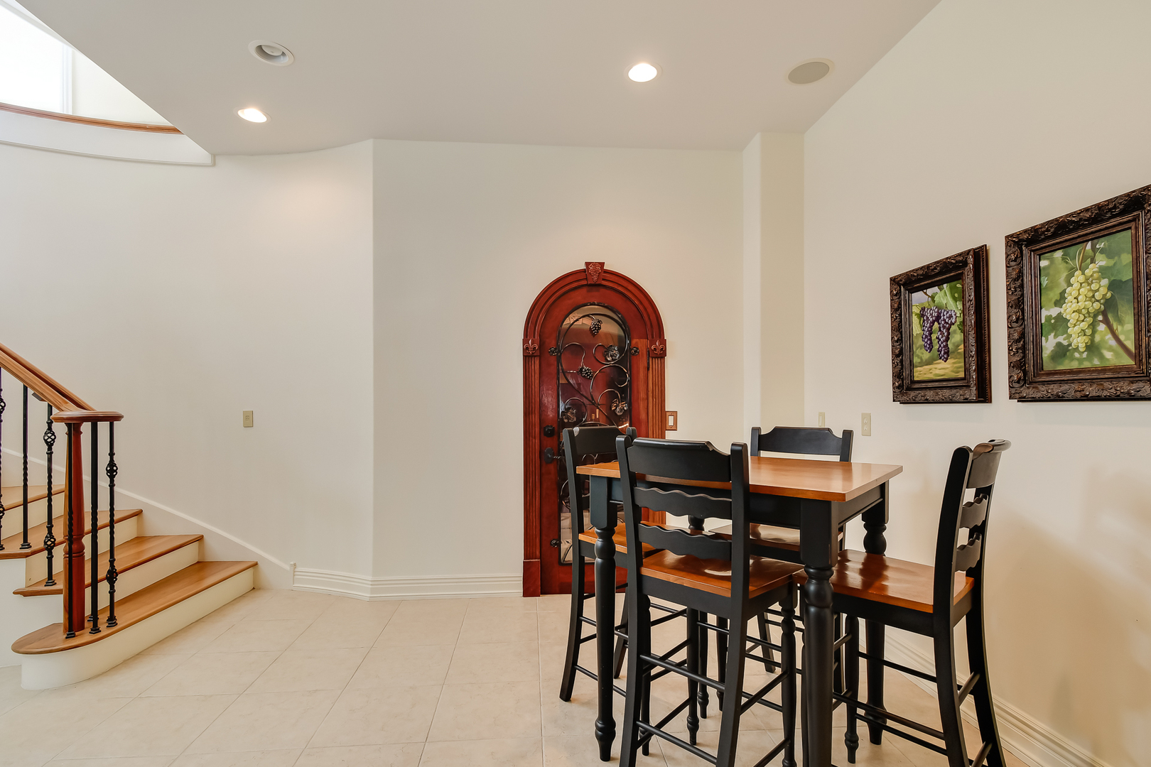 21 Ashton Drive Burr Ridge, IL 60527 - Photo 22 of 45 a view of a dining room with furniture