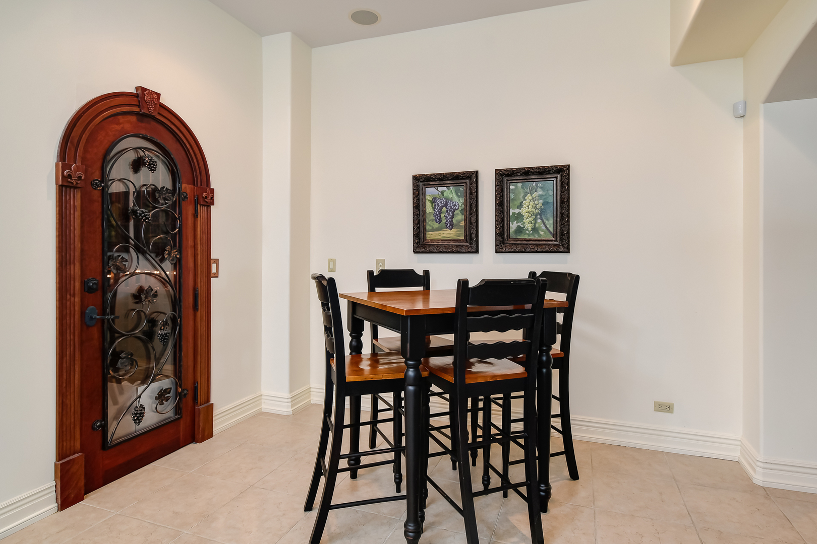 21 Ashton Drive Burr Ridge, IL 60527 - Photo 23 of 45 a view of a dining room with furniture