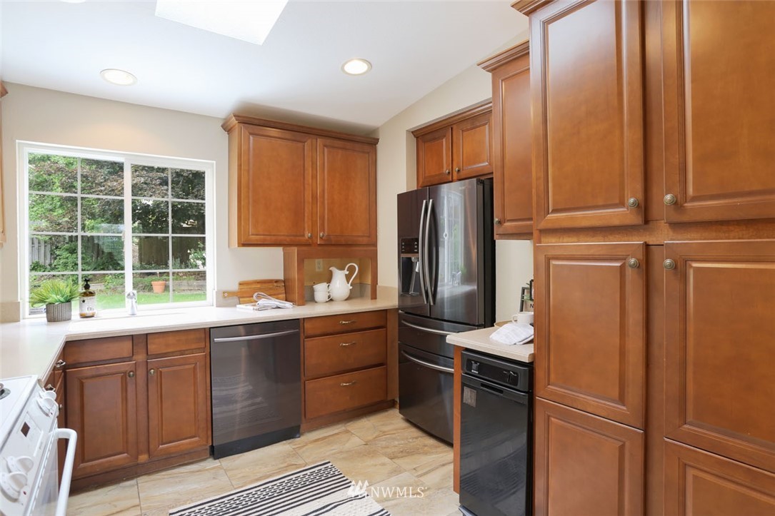 700 South 31st Street Renton, WA 98055 - Photo 6 of 32