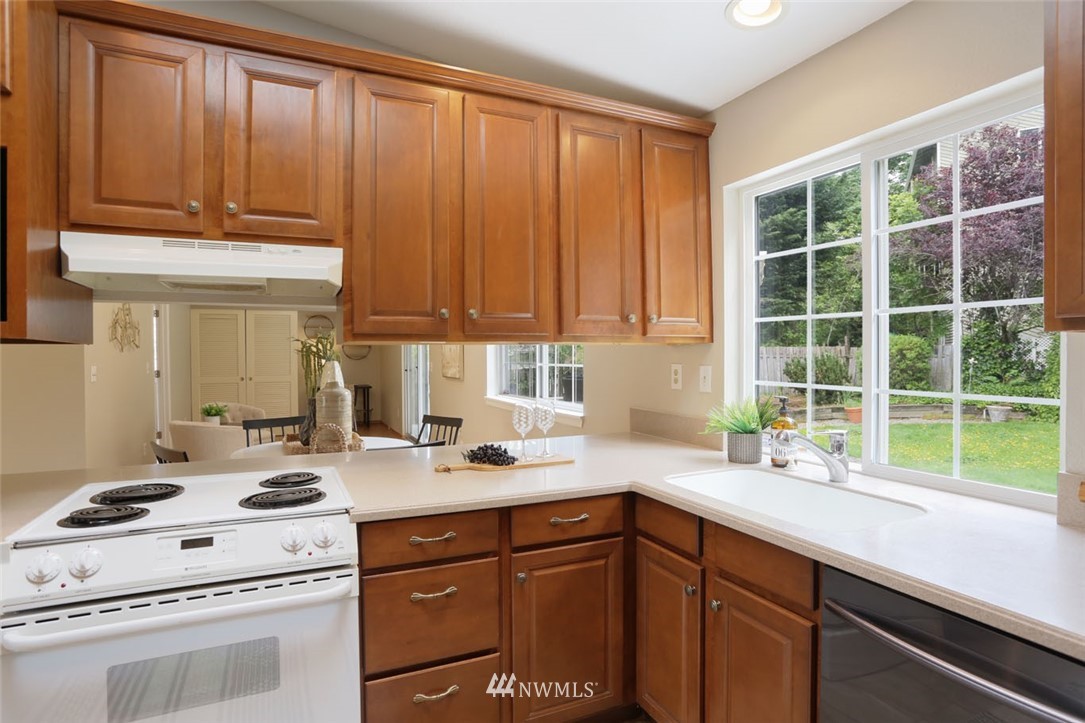 700 South 31st Street Renton, WA 98055 - Photo 10 of 32