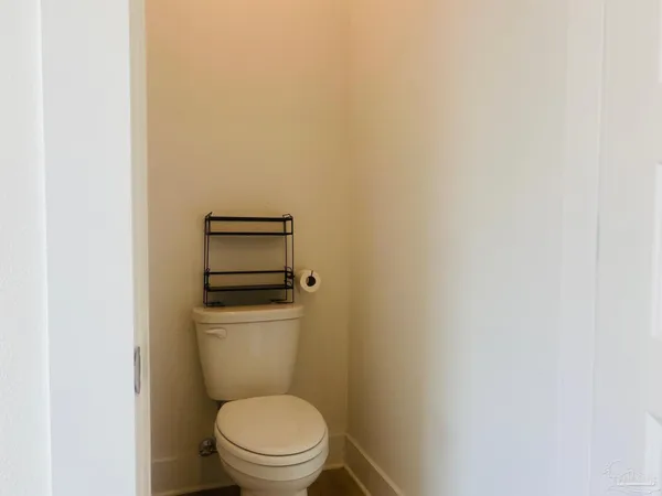 $2,250 | 874 Windhill Drive, Cantonment, FL 32533