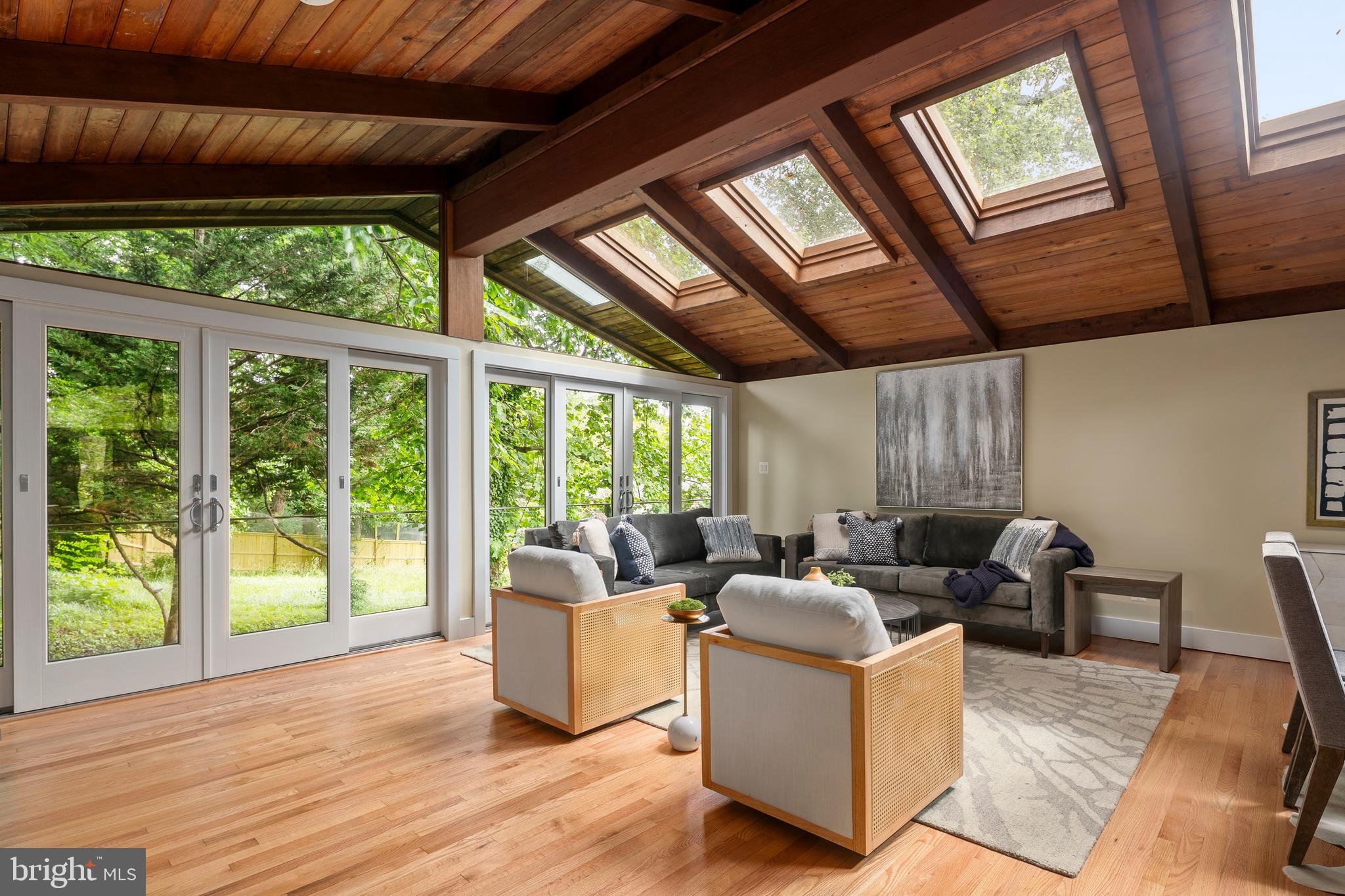 2825 Lorcom Lane Arlington, VA 22207 - Photo 27 of 63 Wall of glass