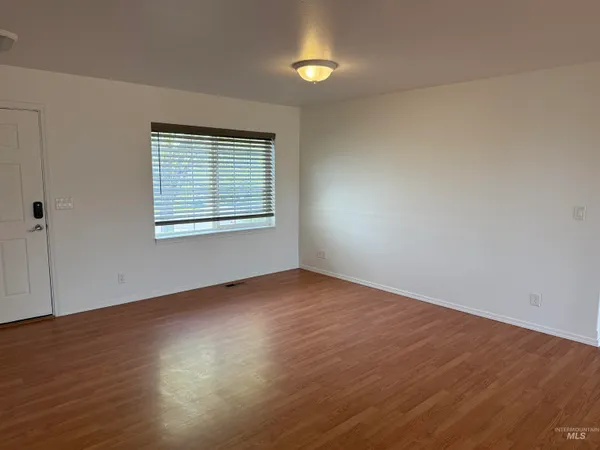 $399,900 | 523 Morning Dove Way, Marsing, ID 83639