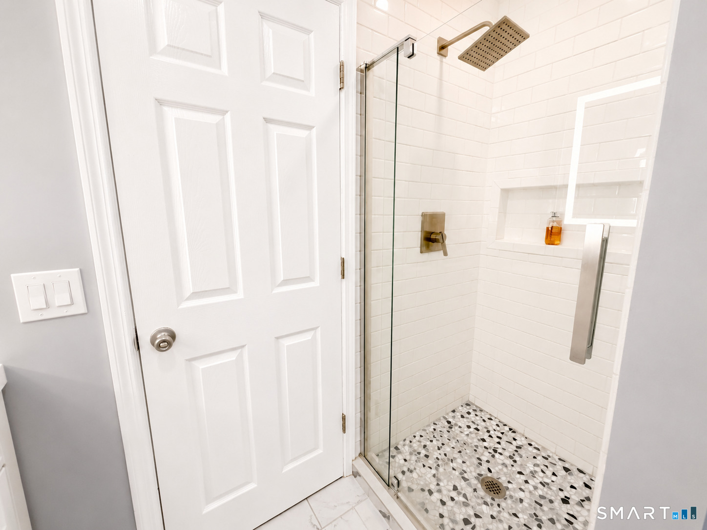 385 Unquowa Road, Unit 385 Fairfield, CT 06824 - Photo 18 of 24