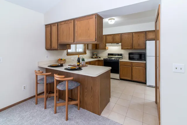 $380,000 | 8984 South Christine Drive, Brighton, MI 48114