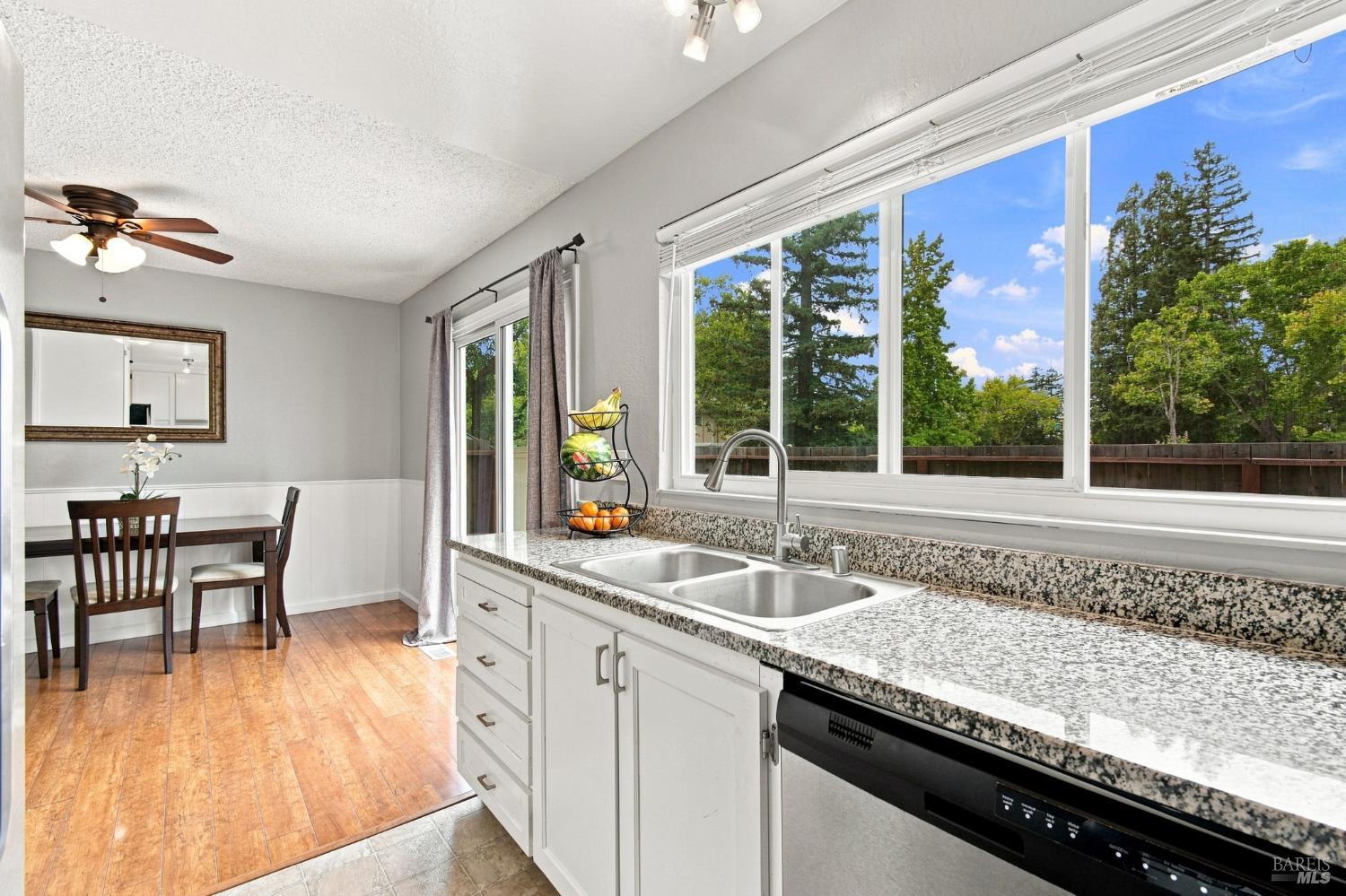 1314 Gold Way Rohnert Park, CA 94928 - Photo 7 of 23 Gallery Image 7