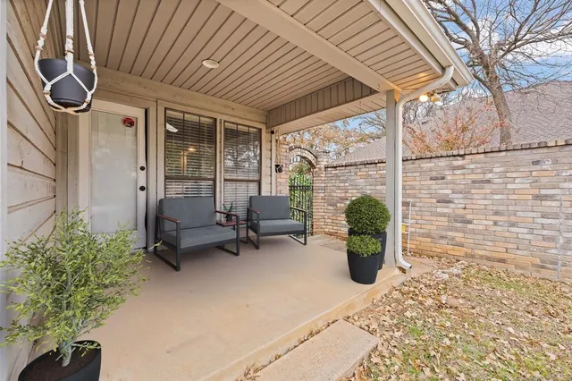 $340,000 | 225 Southwest Alsbury Boulevard, Burleson, TX 76028