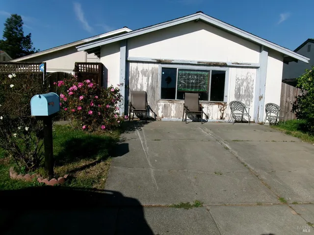 $399,000 | 148 Obrien Circle, Vallejo, CA 94589