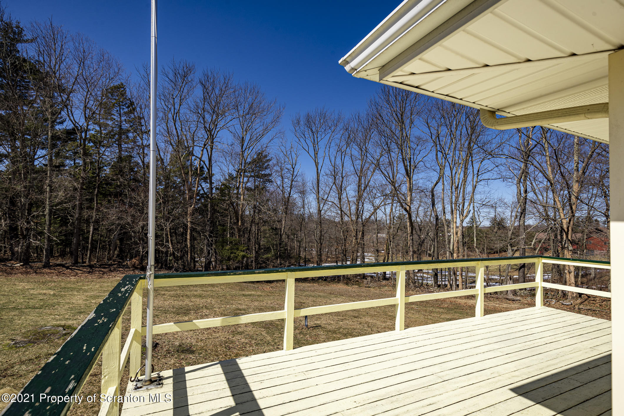 417 Cemetery Road Moscow, PA 18444 - Photo 27 of 41 Gallery Image 27