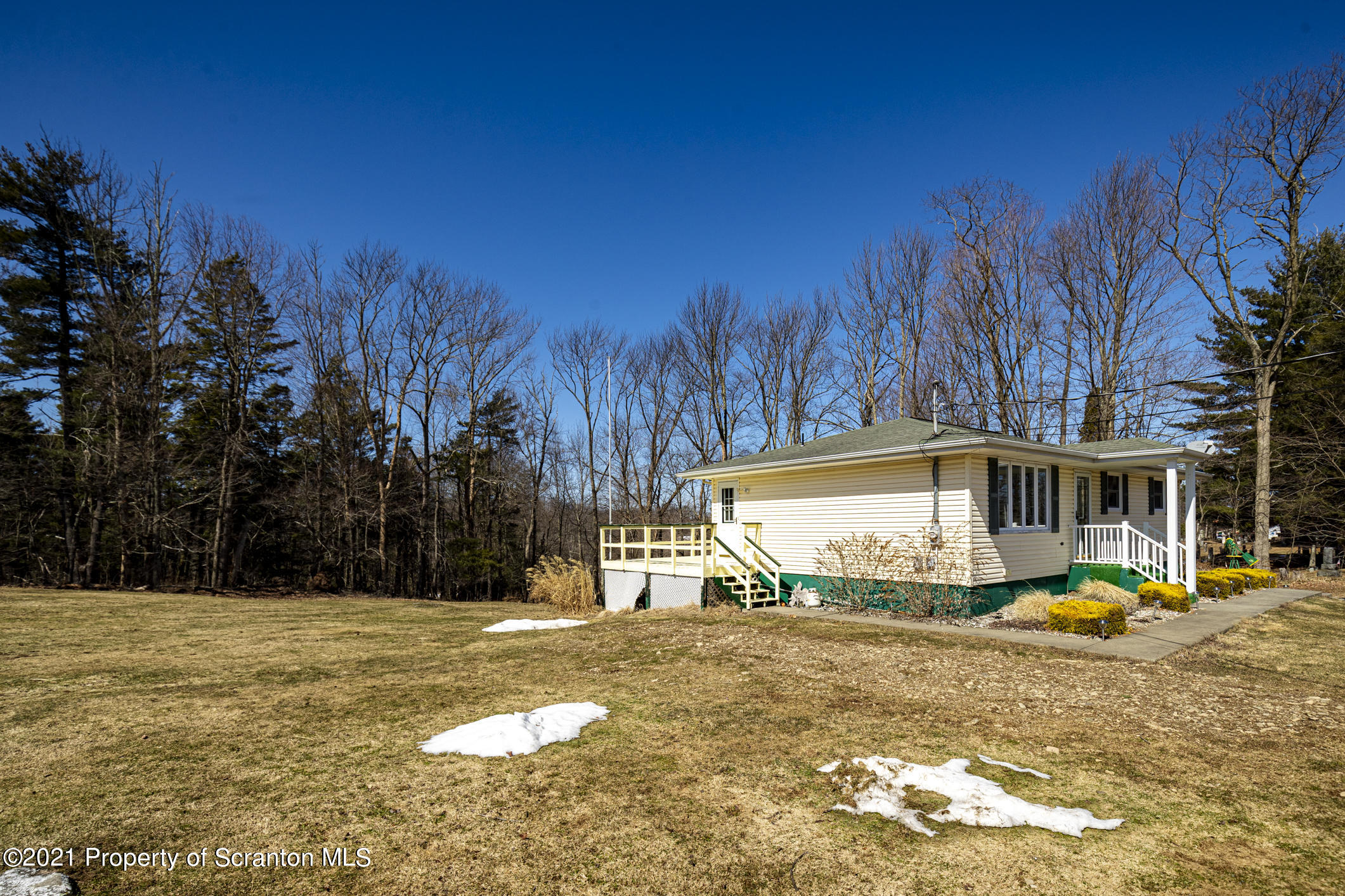 417 Cemetery Road Moscow, PA 18444 - Photo 41 of 41 Gallery Image 41