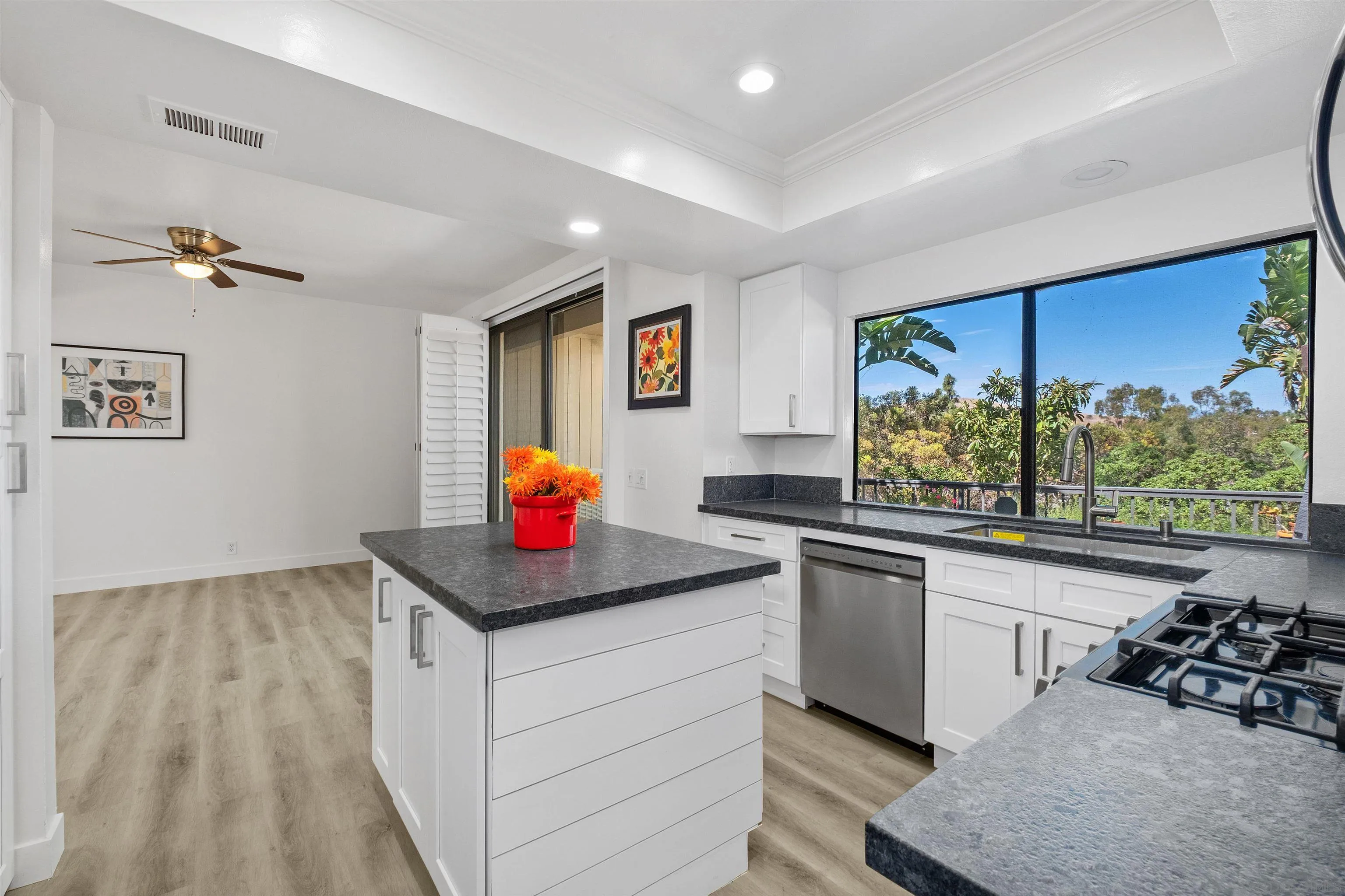 40 Canyon Ridge, Unit 3 Irvine, CA 92603 - Photo 26 of 64