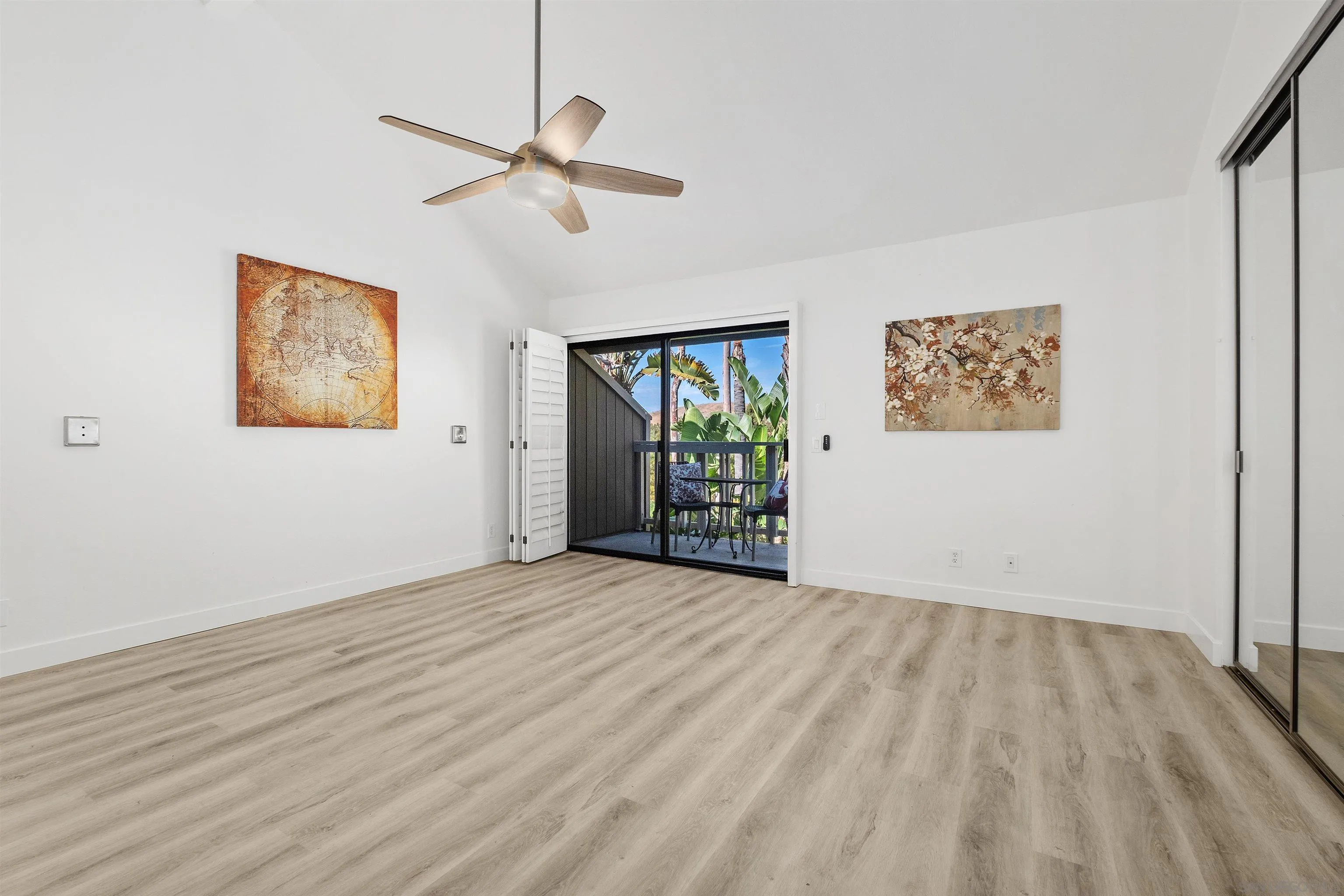 40 Canyon Ridge, Unit 3 Irvine, CA 92603 - Photo 27 of 64