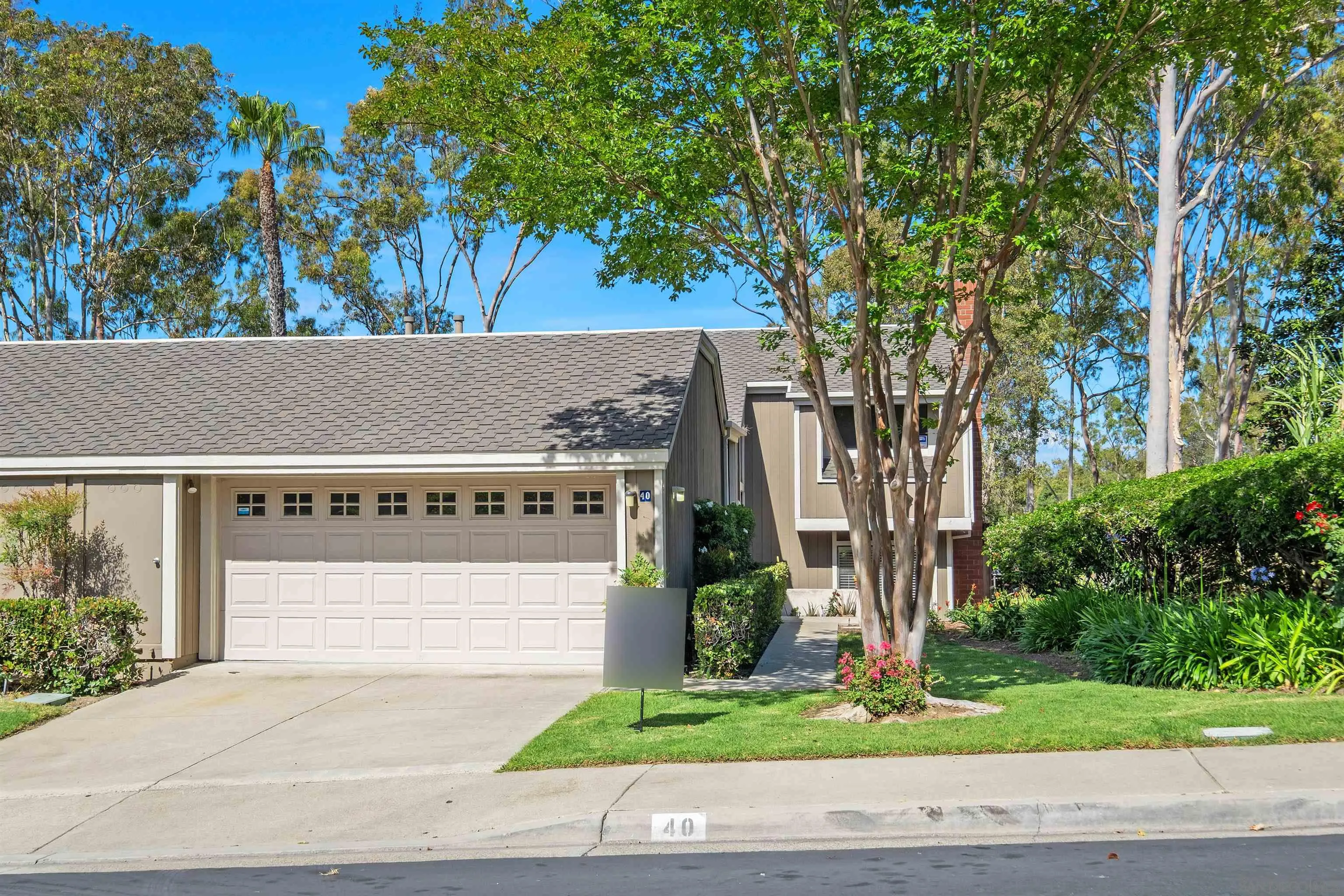 40 Canyon Ridge, Unit 3 Irvine, CA 92603 - Photo 3 of 64