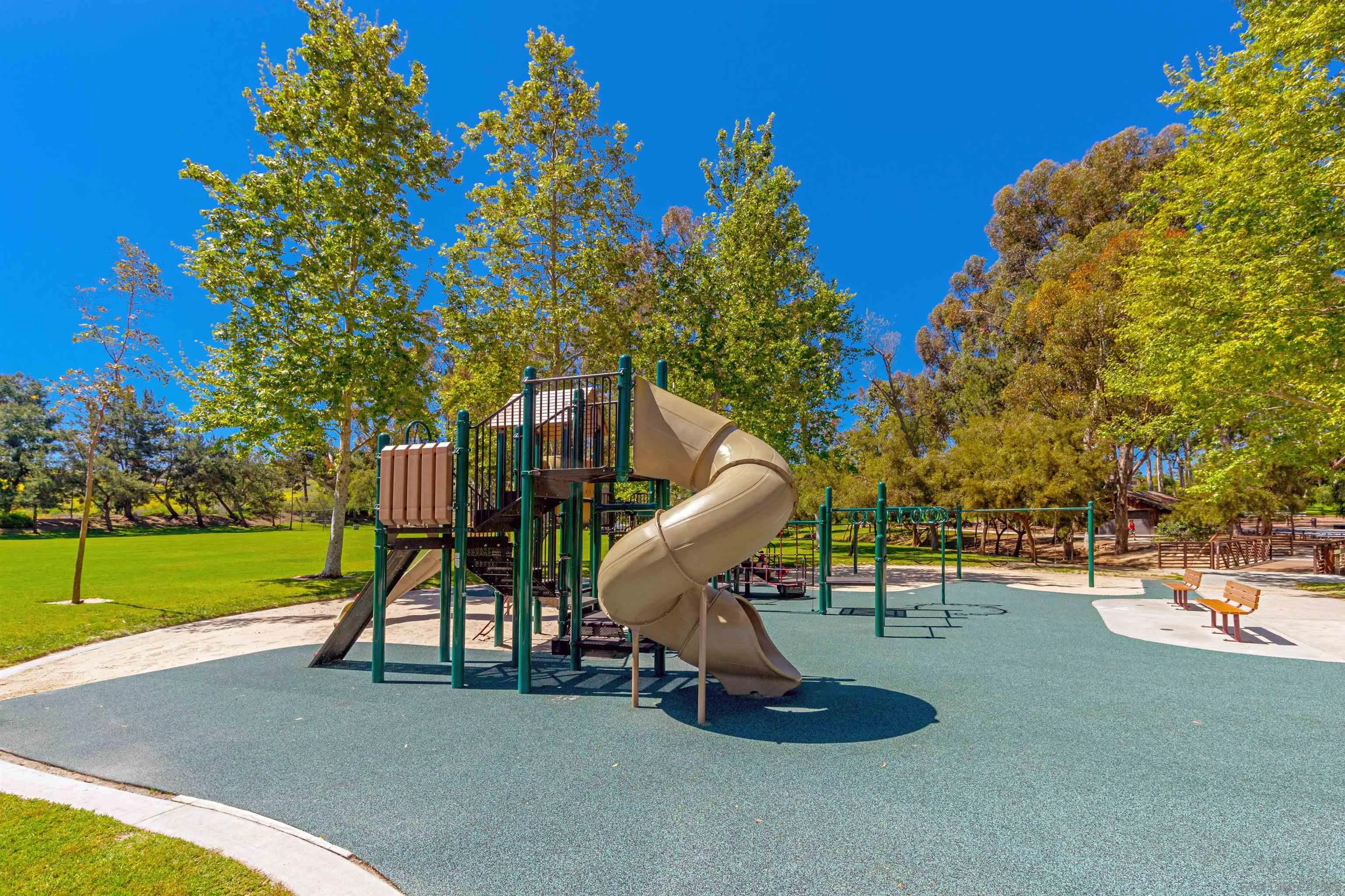 40 Canyon Ridge, Unit 3 Irvine, CA 92603 - Photo 62 of 64