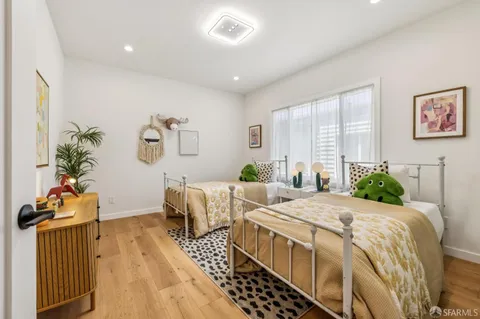 $1,498,000 | 323 Chicago Way, San Francisco, CA 94112
