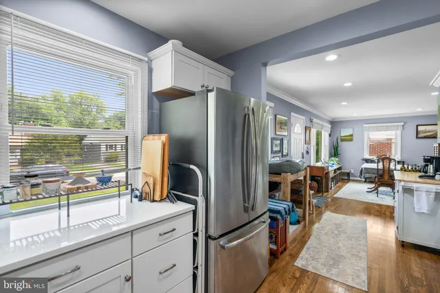 $3,200 | 3904 Lantern Drive, Silver Spring, MD 20902