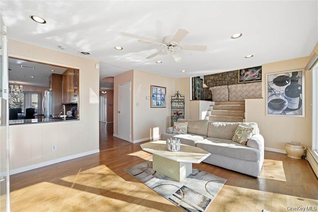 3094 Riverside Drive Wantagh, NY 11793 - Photo 18 of 46