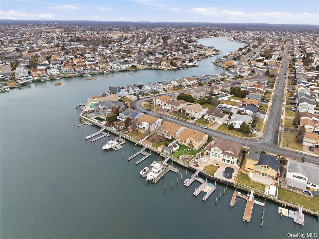 3094 Riverside Drive Wantagh, NY 11793 - Photo 46 of 46