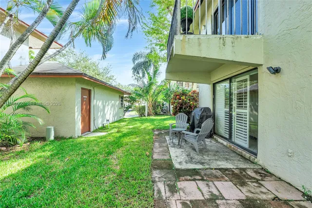 $299,999 | 1759 Northeast 39th Court, Unit 1301, Pompano Beach, FL 33064