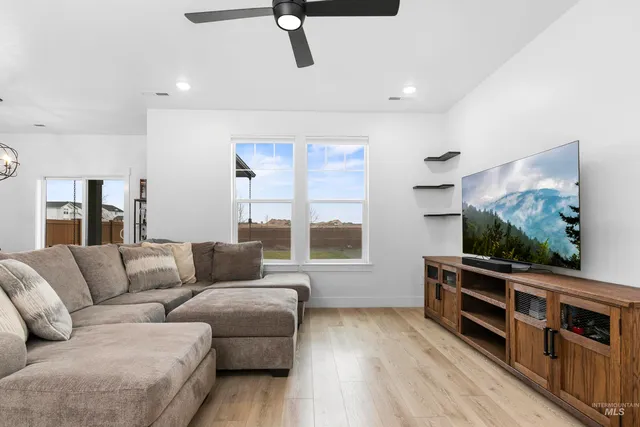 $449,000 | 7101 West Storywood Street, Boise, ID 83709